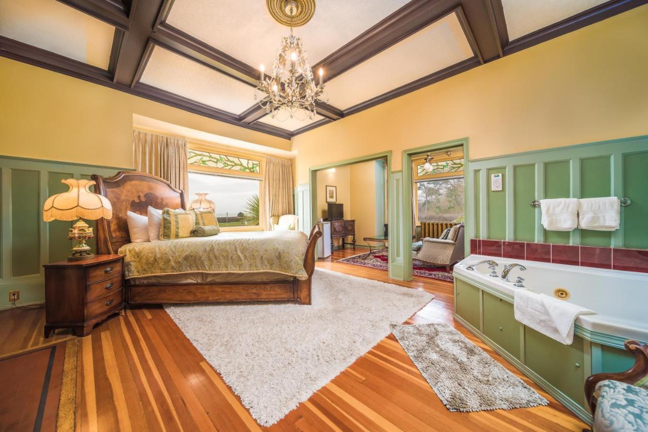 Dashwood Manor Seaside Bed & Breakfast Victoria Exteriör bild