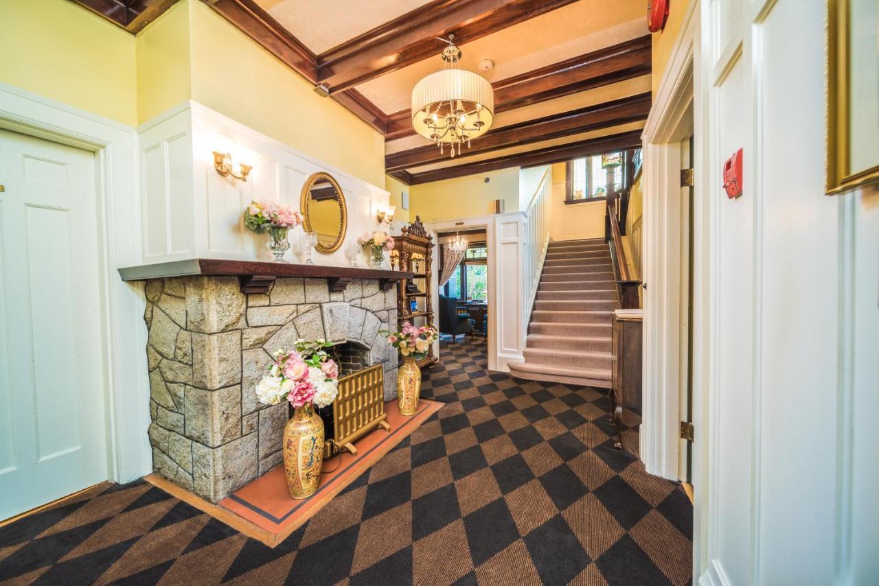 Dashwood Manor Seaside Bed & Breakfast Victoria Exteriör bild