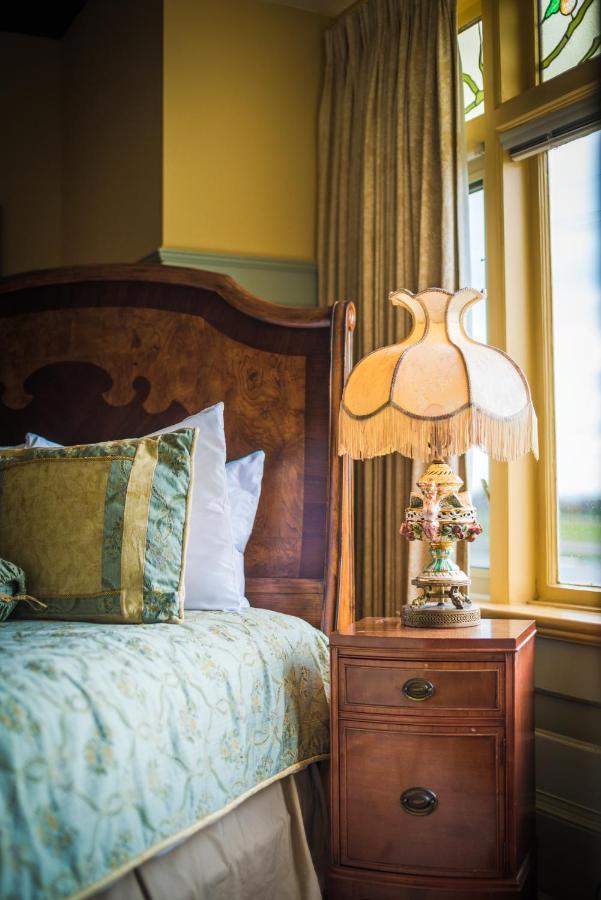 Dashwood Manor Seaside Bed & Breakfast Victoria Exteriör bild