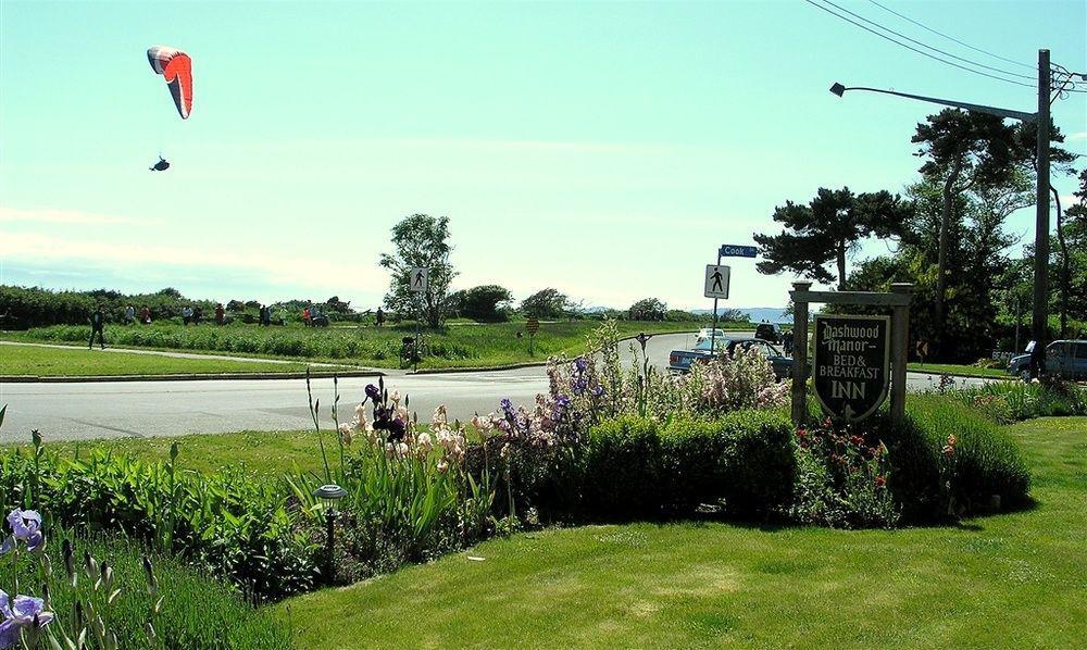 Dashwood Manor Seaside Bed & Breakfast Victoria Exteriör bild
