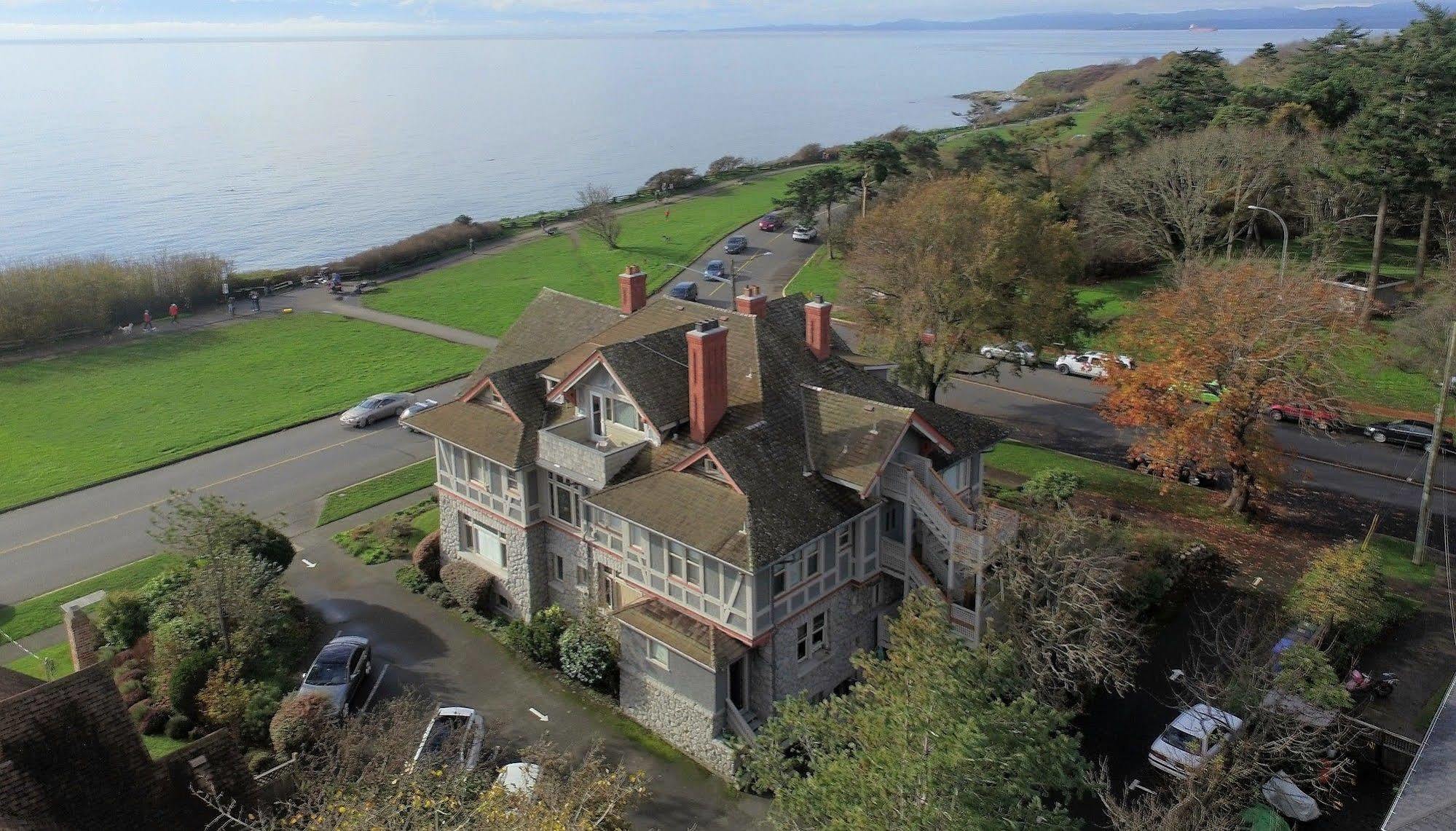 Dashwood Manor Seaside Bed & Breakfast Victoria Exteriör bild